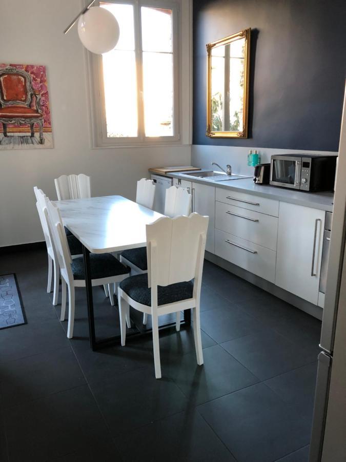 Centre - 3 & Terrasse - La Cle Des Sacres *
